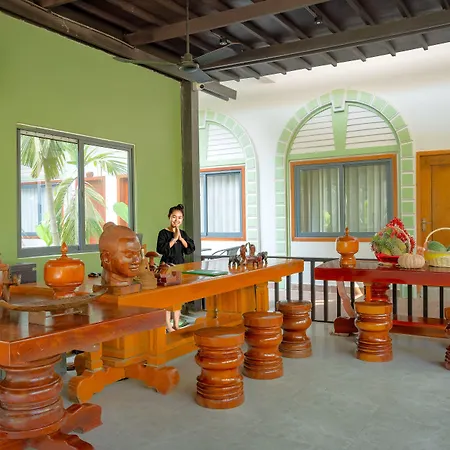 Reveal Angkor Hotel