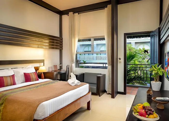Hotel Reveal Angkor