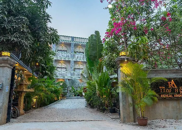 Hotel Reveal Angkor